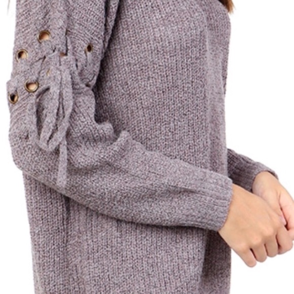 Plum Chunky Knit Lace Up Sleeves Accent Sweater Top - Picture 3 of 8